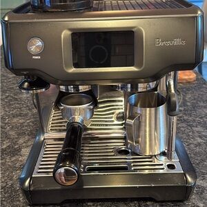 Breville Black and Silver Espresso Maker